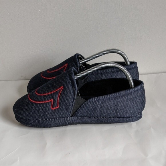 True Religion Navy Red Slip on Fleece Lined Slippers Men's size 7-8 - Picture 2 of 7